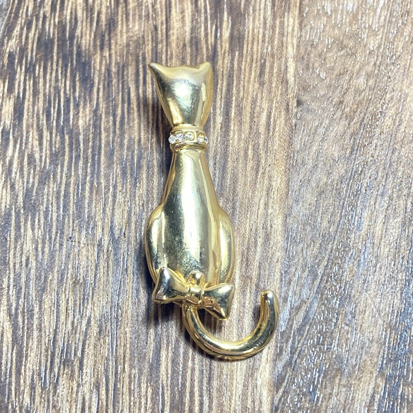 Aai Signed Cat Brooch Pin Gold Tone Rhinestone With Moveable Tail Vintage 15$